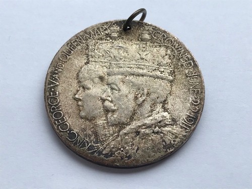 Coronation medal george and - v,