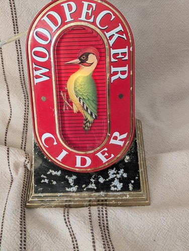 Retro woodpecker cider pub - woodpecker,