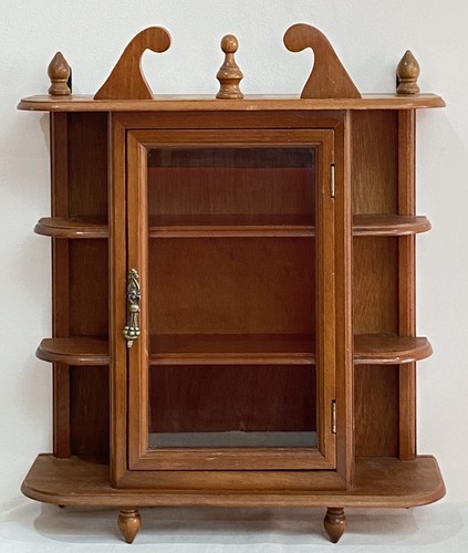 Vtg wooden tier - 3,
