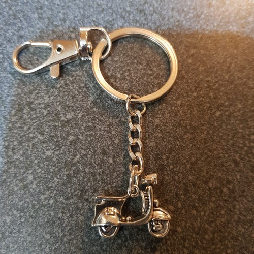 Vespa model keyring lambretta - vespa,