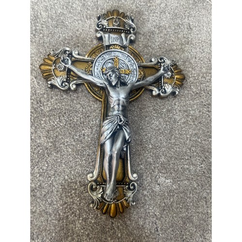 Benedict wall crucifix 10 - st,