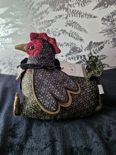 Dora designs mrs cockolarum - dora,