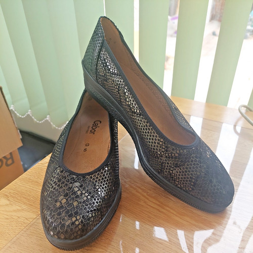 Size gabor never worn - size, g