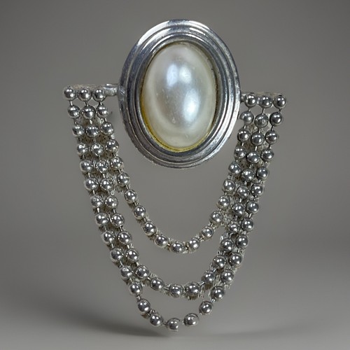 Vintage oval faux - vintage, pearl