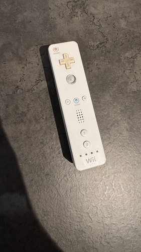 Official genuine nintendo wii - nintendo,