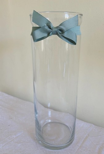 Clear glass cylinder vase