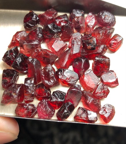 130 natural rhodolite - 130,