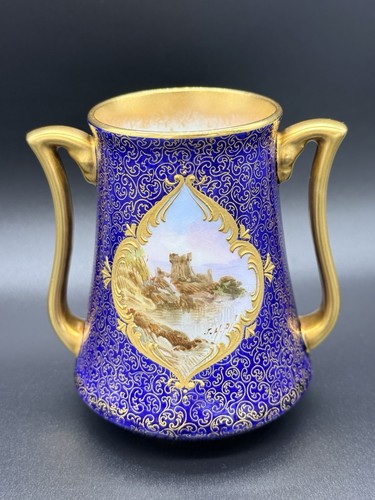 Antique royal doulton robert - royal,