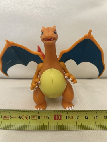 Pokemon charizard action - pokemon,