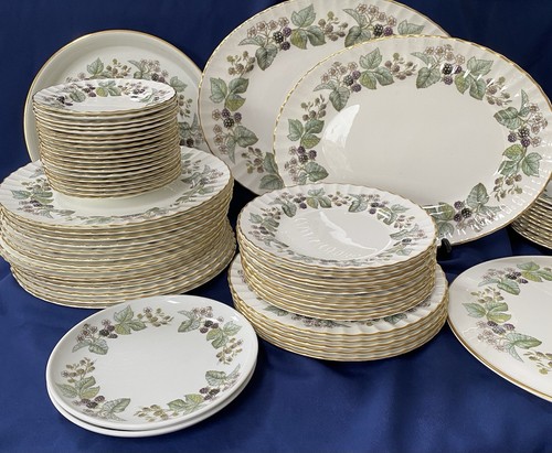 Royal worcester lavinia - worcester,