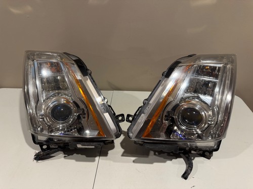 Cadillac cts oem hid - cts,