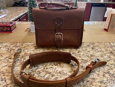 saddleback leather front pocket satchel in Tobacco