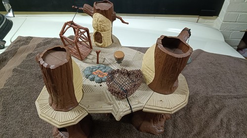 Vintage star wars ewok village - star,
