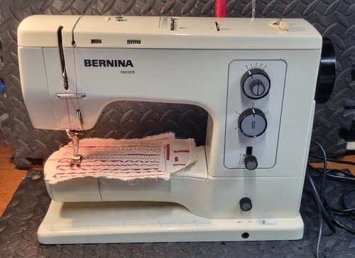 Bernina 830 record sewing - 830,