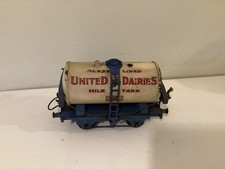 Hornby O gauge United Dairies