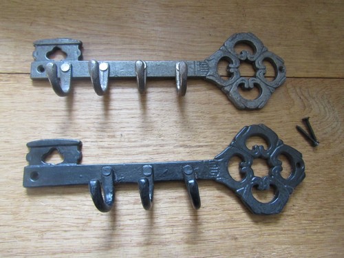 Cast iron vintage rustic - , key