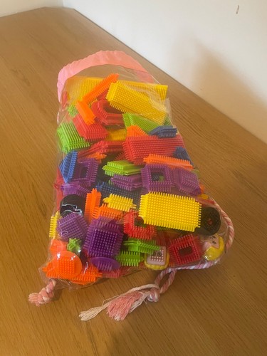 Stickle bricks job - bricks,