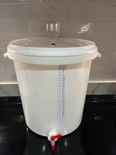 Fermentation bucket 25l large - bucket.,