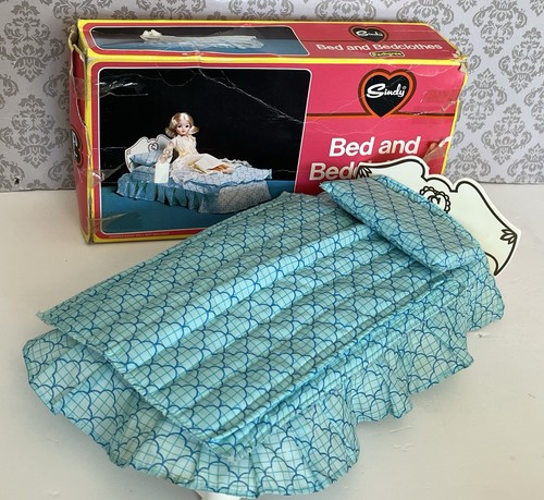 Vintage sindy bed and - sindy,