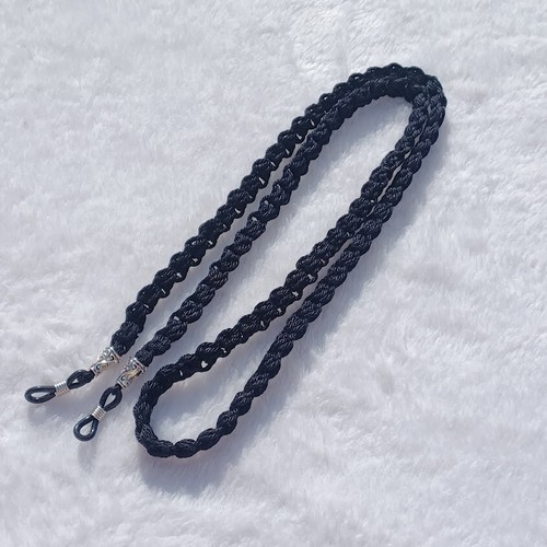 Crochet sunglasses chain