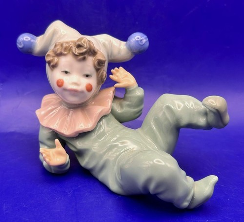 Nao lladro jester jangles - by,