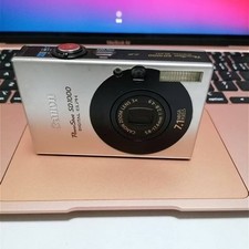 Canon Powershot sd1000/ IXUS 70 Digital Camera 7.1MP 3XOptical Zoom Silver black