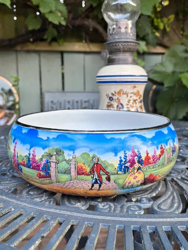 Vintage 1930s new hall - vintage,