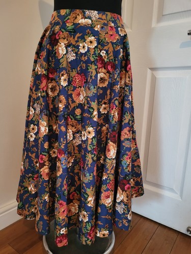 Bnwt lindy bop full skirt - bnwt,