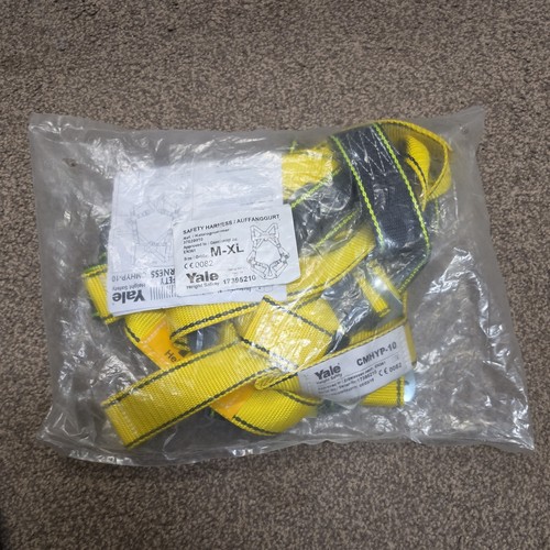 Yale cmhyp full - cmhyp-10,