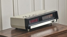 Waltham Radio Alarm Clock / Space Age / Rare / Vintage / Red / White / 1980s