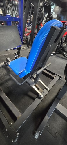 Commercial plate loaded linear - plate,