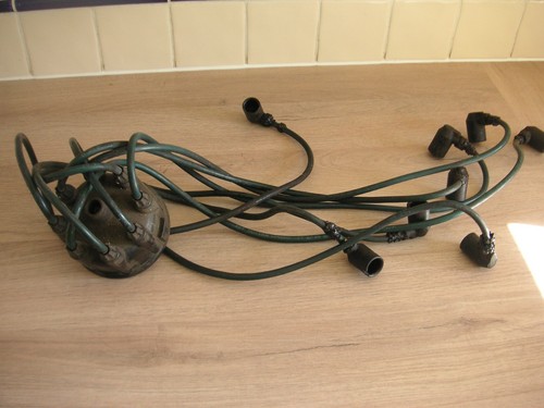 Daimler 250 distribotor - v8, cap
