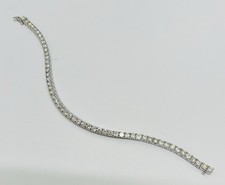 18 Carat White Gold Natural