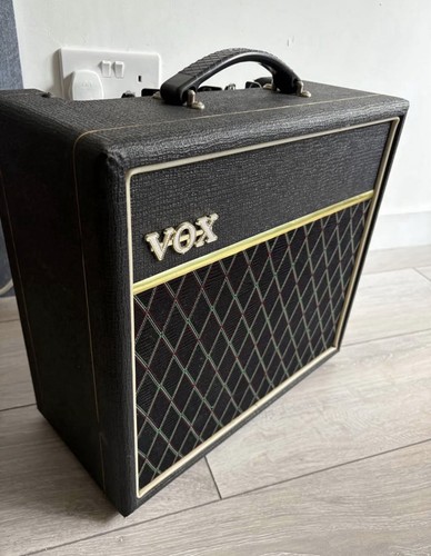 Vox pathfinder guitar - 15,