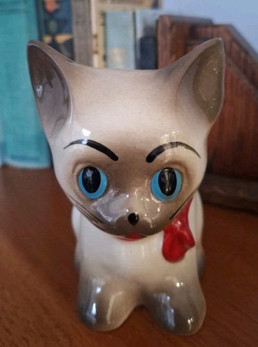 Vintage kitsch porcelain - vintage,