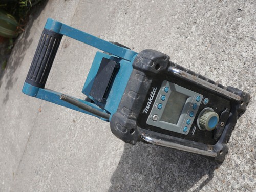 Makita working complete - -working, -complete