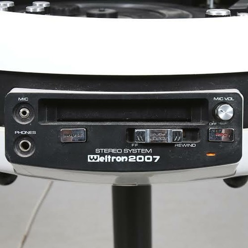 Weltron 2007 cassette player