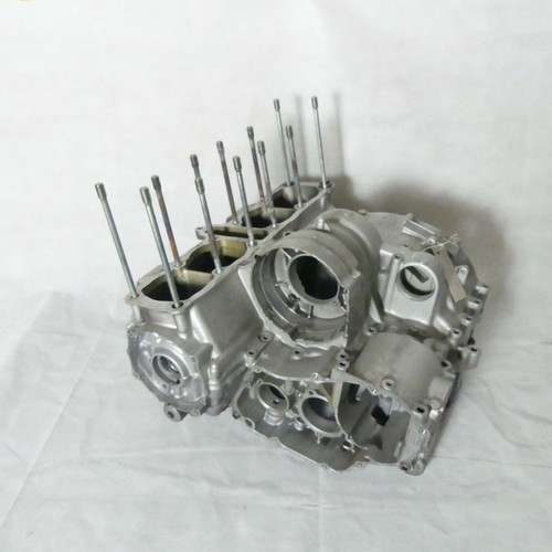 Yamaha 900 engine cases - xj,