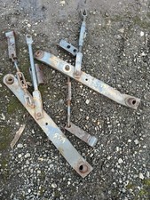 Kubota tractor lift arms