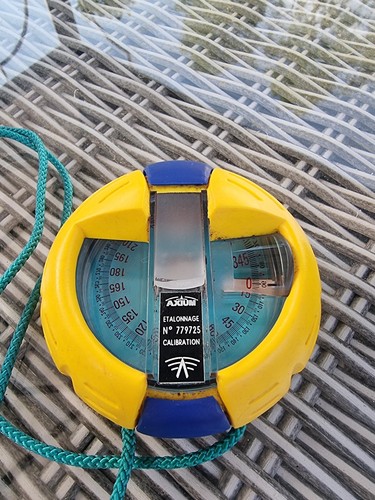 Axium hand held marine compass