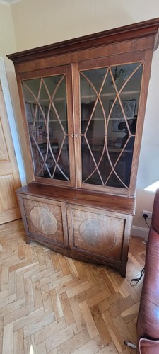 Antique astragal glazed - ,