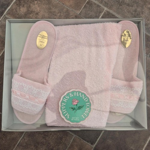 Vintage tesco slippers hand - &,