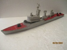 Matchbox SEAKINGS FRIGATE