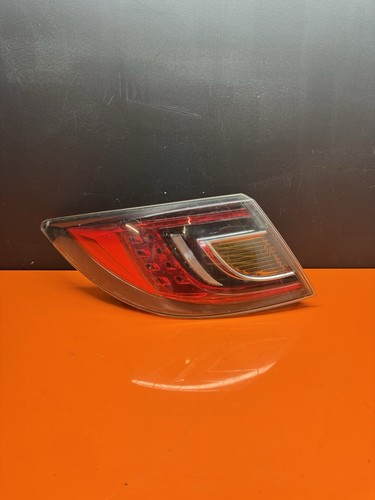 2009 mazda passenger - 2009, side