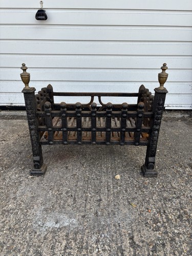 Antique cast iron - fire, basket