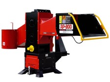 branch logger, wood chipper, wood processor, log splitter, REMET CNC - RP200