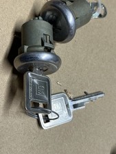 GM VAUXHALL BOOT & DOOR LOCK