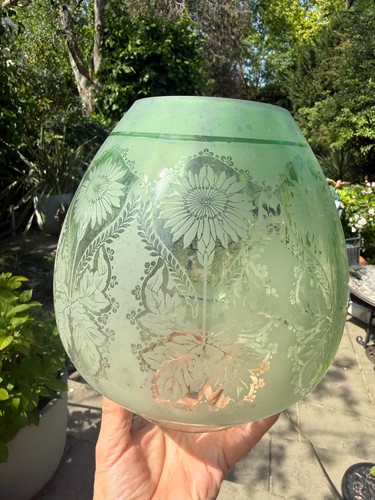 Antique green acid etched - green,
