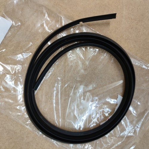 Toyota landcruiser seal - landcruiser,