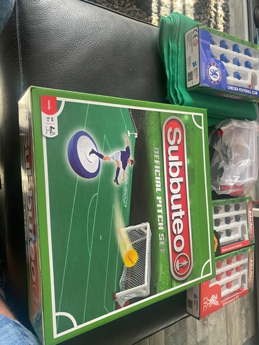 Subbuteo official pitch set - official,